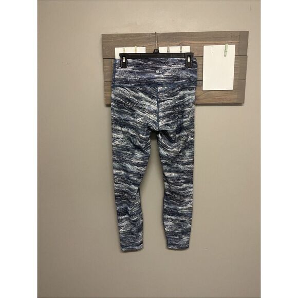 Lululemon Women's Abstract Striped Blue Green High Waist Ankle Leggings Size 8 - Picture 5 of 10